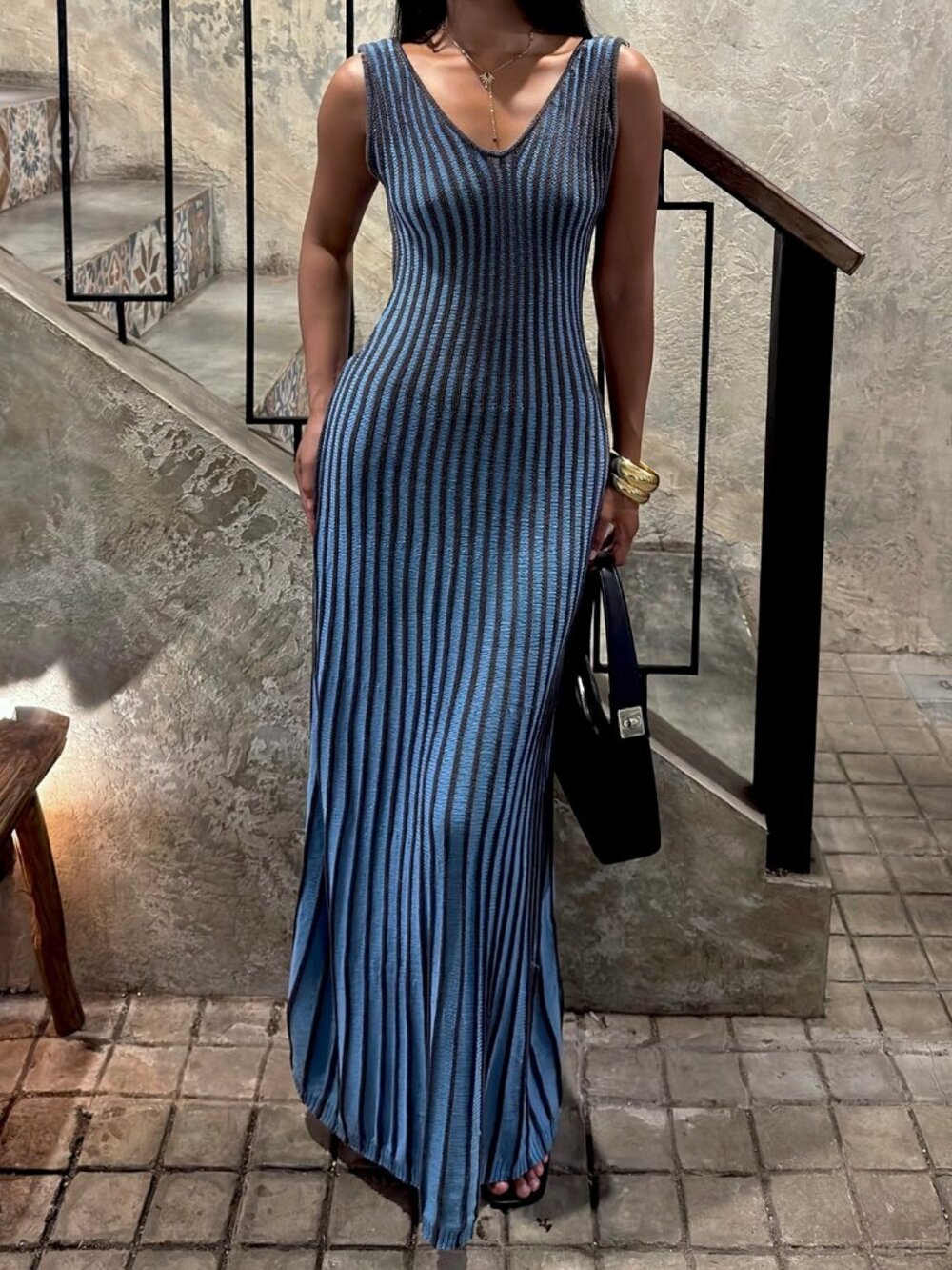 Blue Elegant Women's Striped Knit Long V-Neck Dress